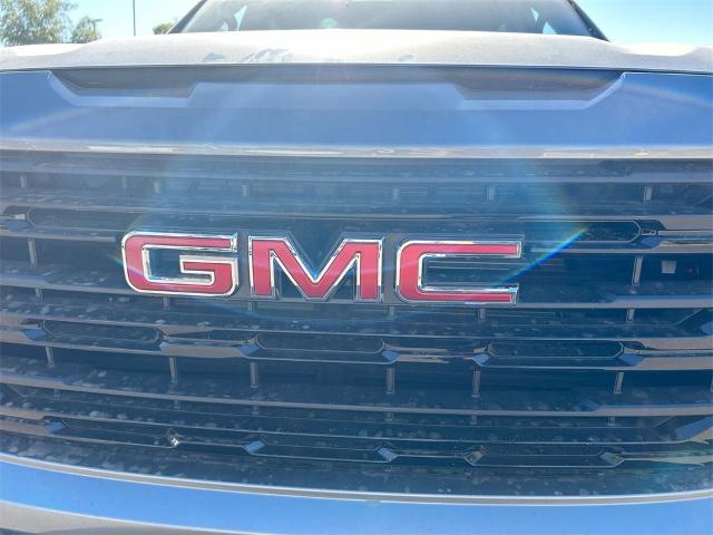 2025 GMC Sierra 1500 Vehicle Photo in GOODYEAR, AZ 85338-1310