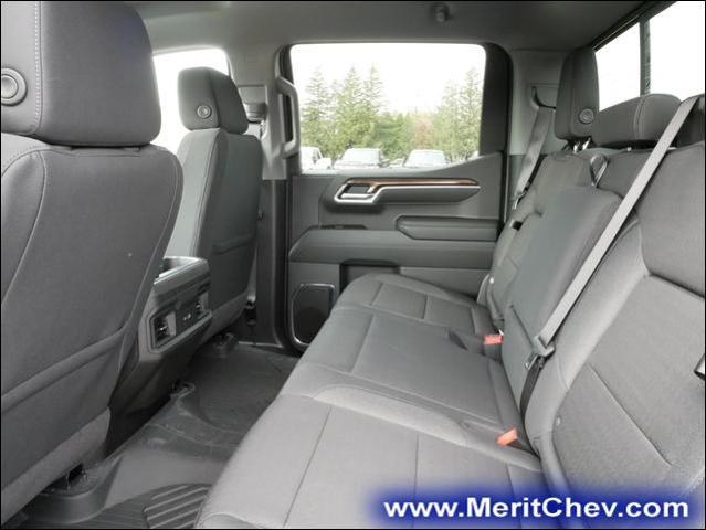 2025 Chevrolet Silverado 1500 Vehicle Photo in MAPLEWOOD, MN 55119-4794