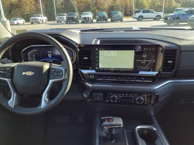 2024 Chevrolet Silverado 1500 Vehicle Photo in EMPORIA, VA 23847-1235