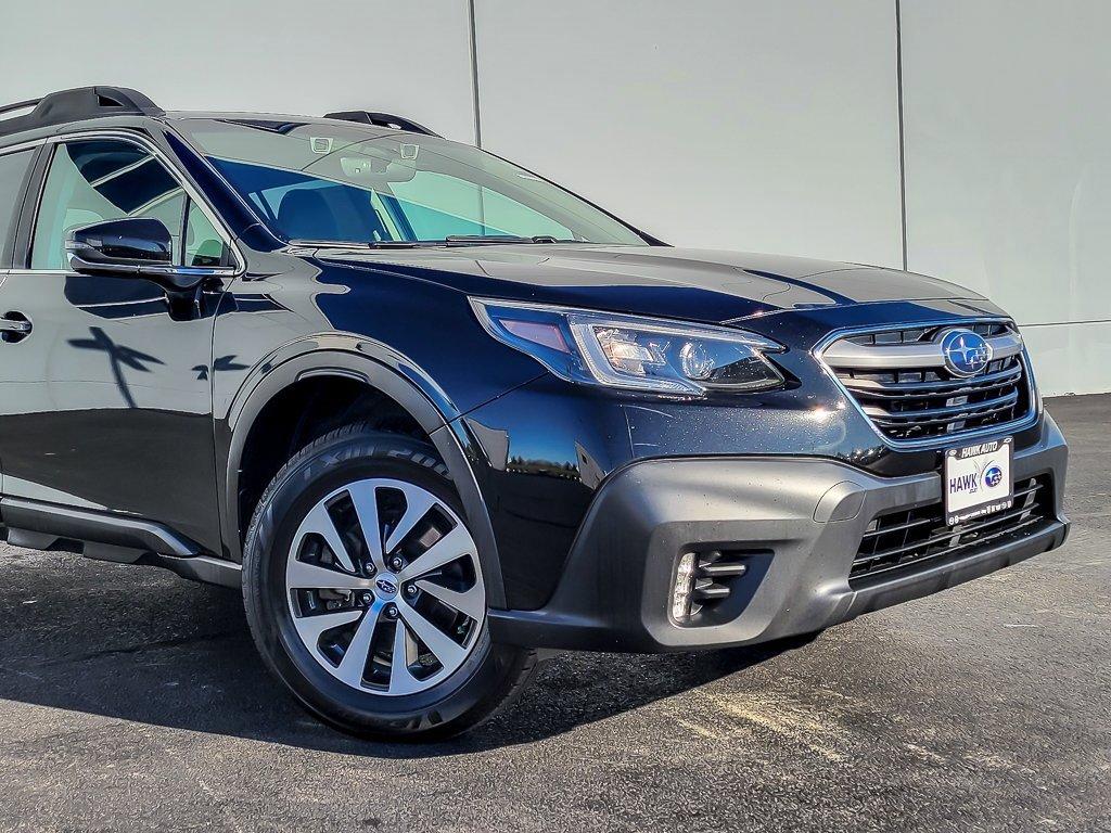 2022 Subaru Outback Vehicle Photo in Saint Charles, IL 60174