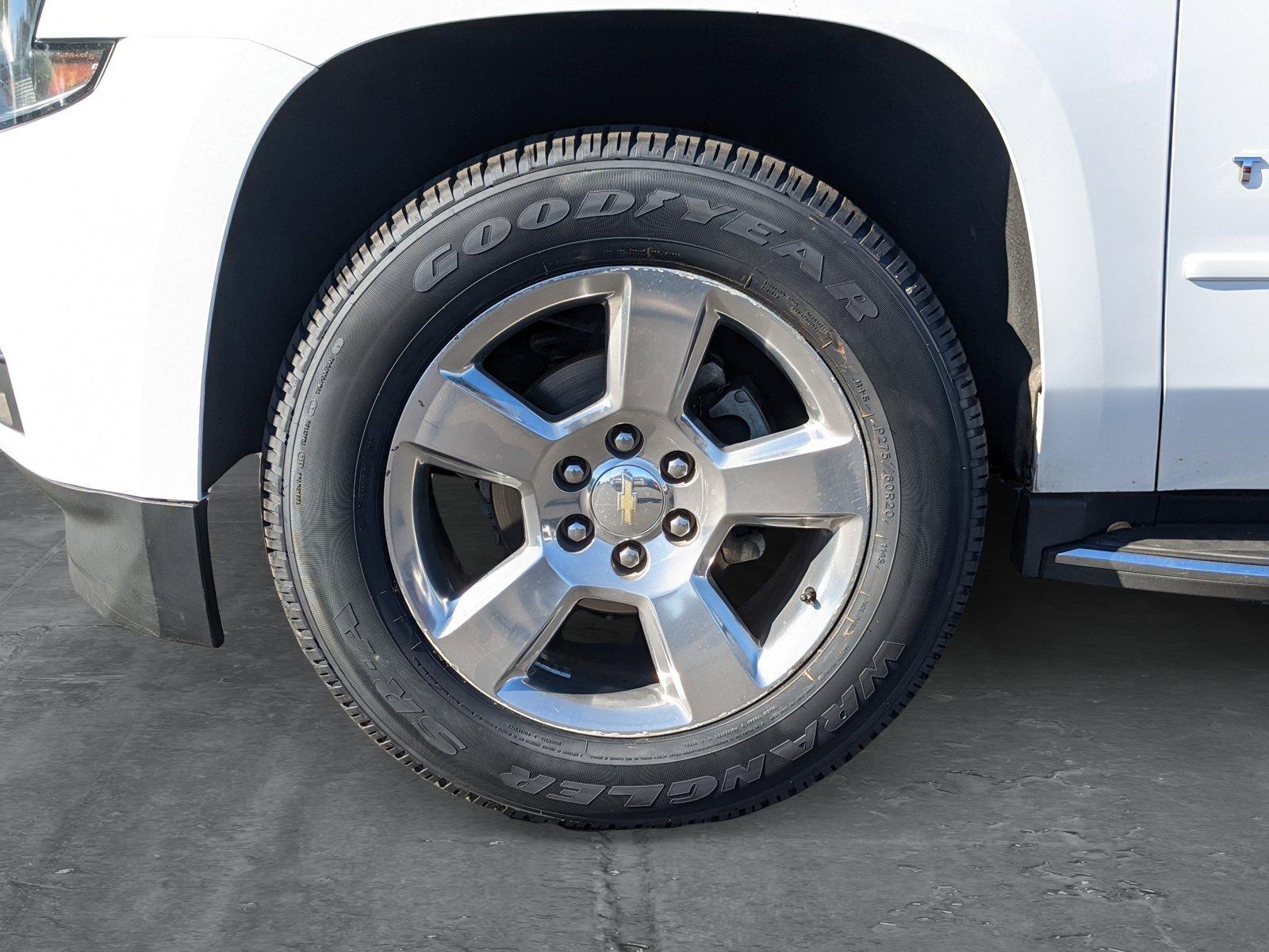 2018 Chevrolet Tahoe Vehicle Photo in VALENCIA, CA 91355-1705