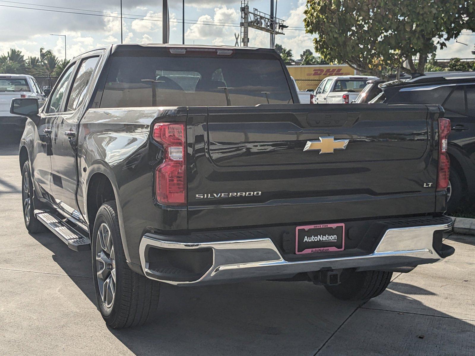 2025 Chevrolet Silverado 1500 Vehicle Photo in MIAMI, FL 33172-3015