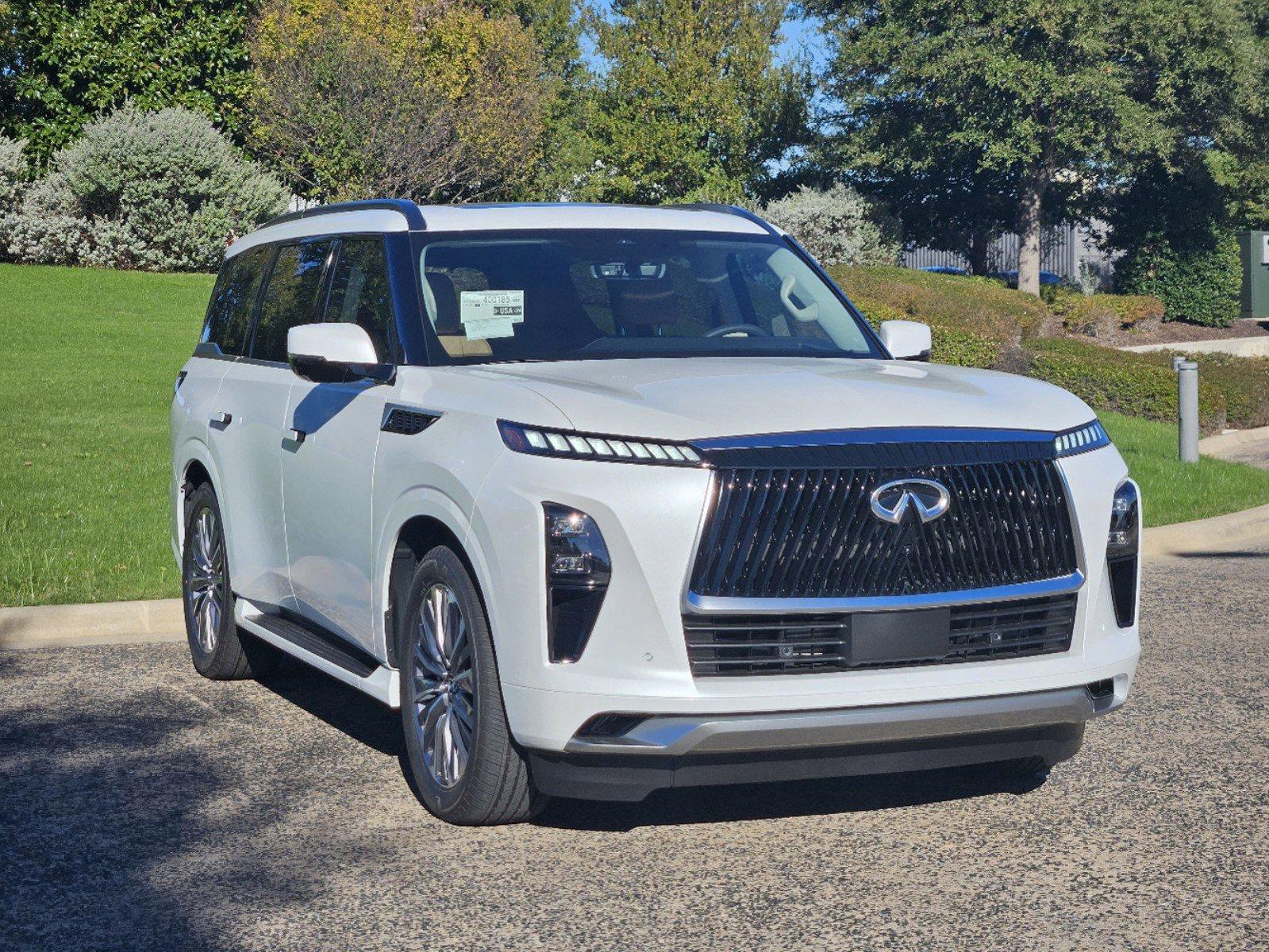 2025 INFINITI QX80 Vehicle Photo in Fort Worth, TX 76132