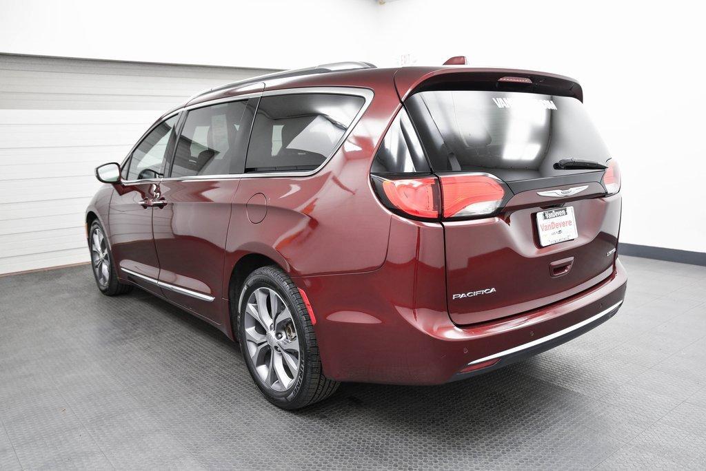 2020 Chrysler Pacifica Vehicle Photo in AKRON, OH 44303-2185