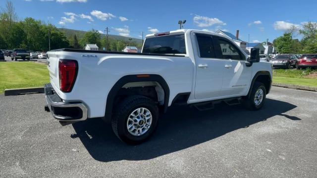 2024 GMC Sierra 2500 HD Vehicle Photo in THOMPSONTOWN, PA 17094-9014