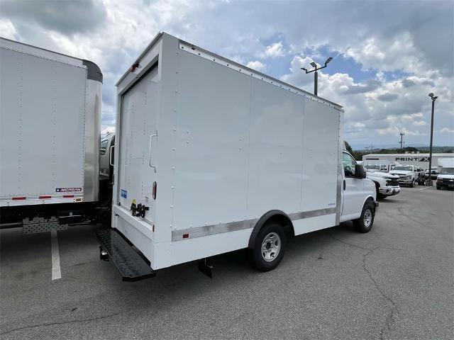 2024 Chevrolet Express Commercial Cutaway Vehicle Photo in ALCOA, TN 37701-3235