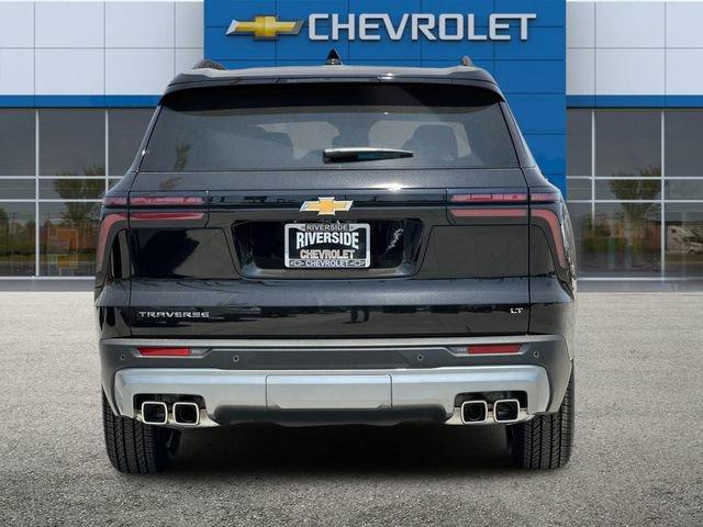 2024 Chevrolet Traverse Vehicle Photo in RIVERSIDE, CA 92504-4106