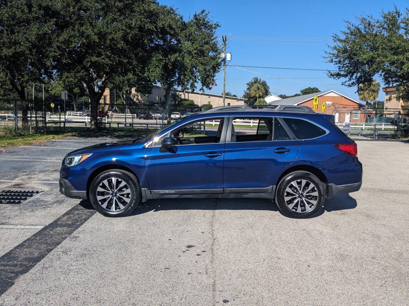 2015 Subaru Outback Vehicle Photo in Tampa, FL 33614