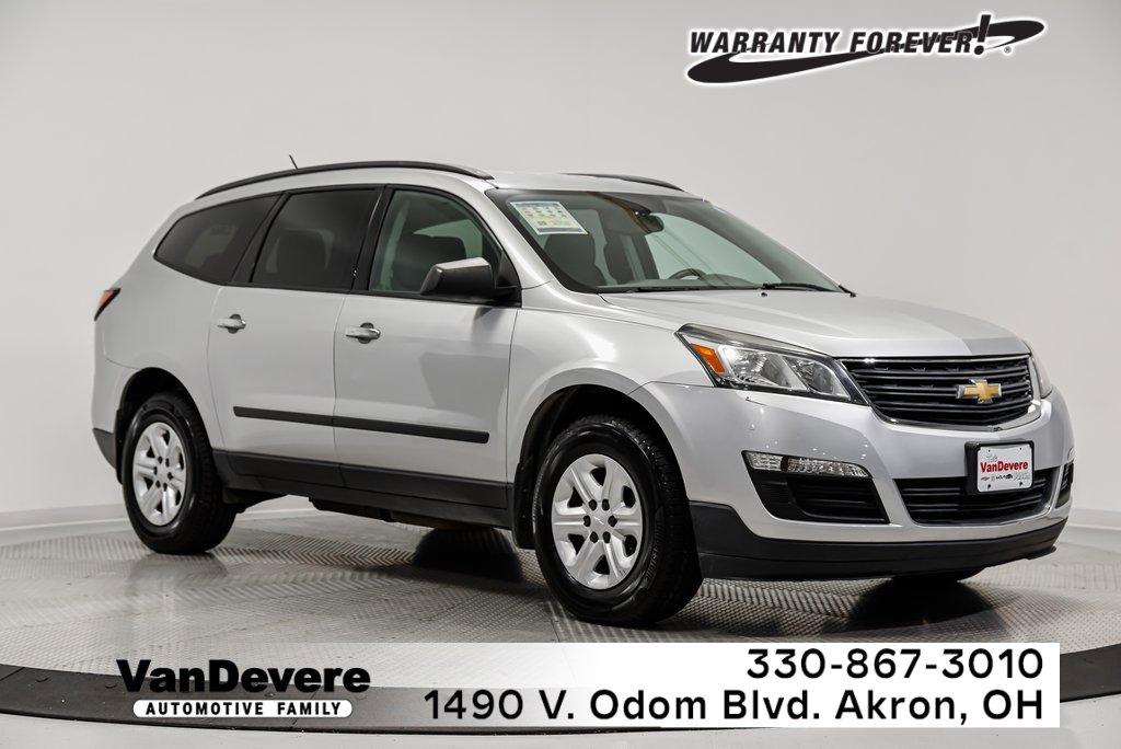 2015 Chevrolet Traverse Vehicle Photo in AKRON, OH 44320-4088