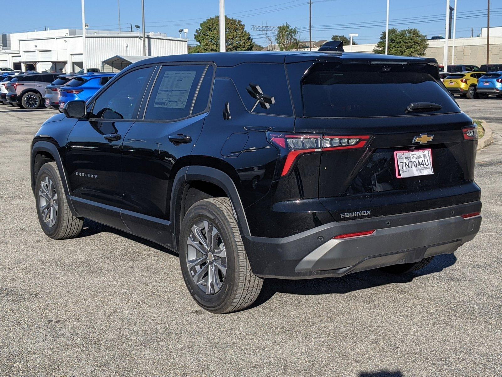 2025 Chevrolet Equinox Vehicle Photo in AUSTIN, TX 78759-4154