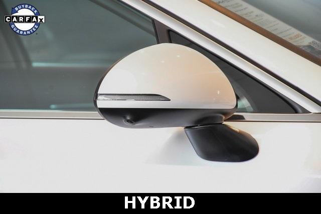 2022 Hyundai SONATA Hybrid Vehicle Photo in Everett, WA 98204