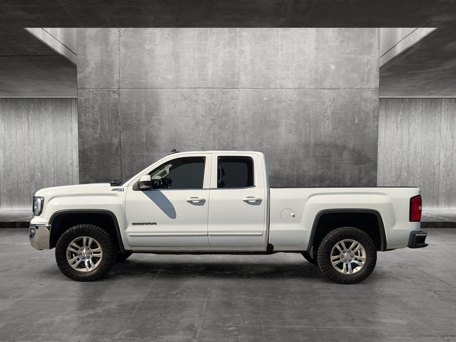 2017 GMC Sierra 1500 Vehicle Photo in St. Petersburg, FL 33713