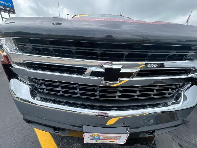 2021 Chevrolet Silverado 1500 Vehicle Photo in MASSENA, NY 13662-2255