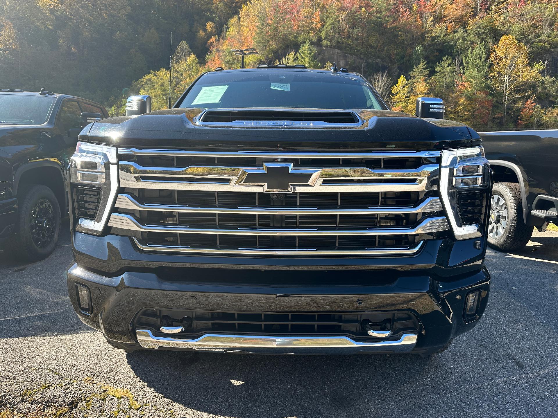 Used 2024 Chevrolet Silverado 2500HD High Country with VIN 1GC4YREY8RF137906 for sale in Prestonsburg, KY