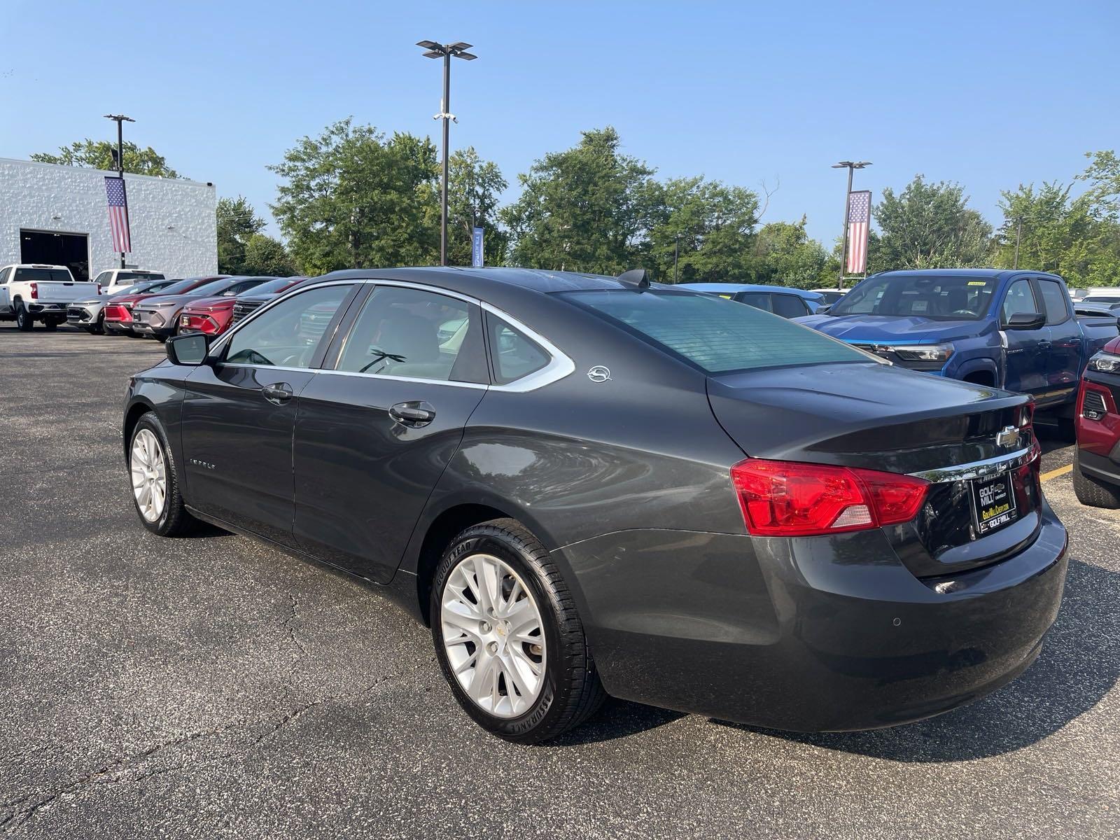 2014 Chevrolet Impala Vehicle Photo in Saint Charles, IL 60174