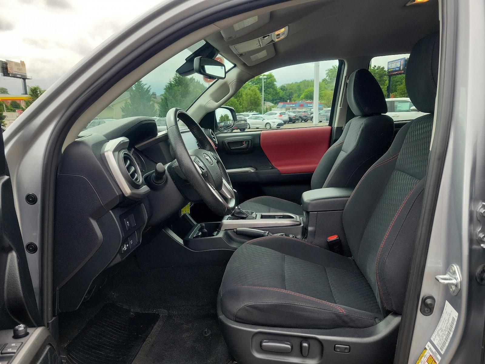 2021 Toyota Tacoma 4WD Vehicle Photo in Trevose, PA 19053