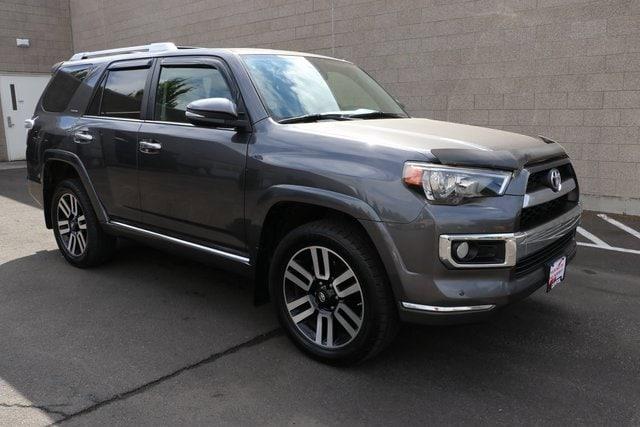 2017 Toyota 4Runner Vehicle Photo in Salem, OR 97301