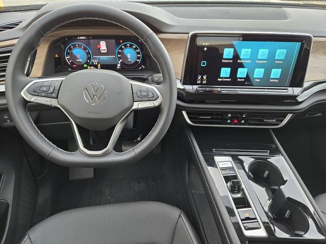 2024 Volkswagen Atlas Vehicle Photo in WEATHERFORD, TX 76087