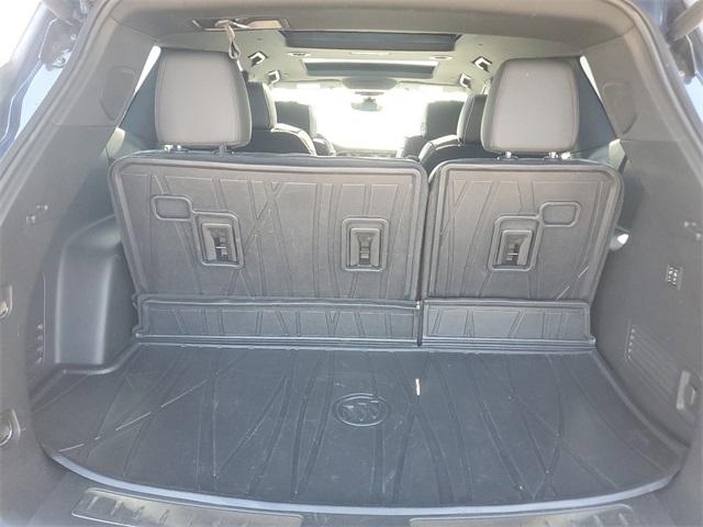 2023 Buick Enclave Vehicle Photo in GRAND BLANC, MI 48439-8139