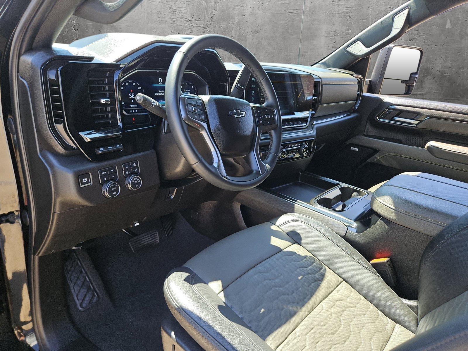 2024 Chevrolet Silverado 2500 HD Vehicle Photo in NORTH RICHLAND HILLS, TX 76180-7199