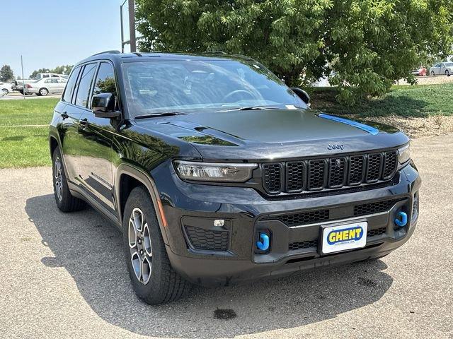 2022 Jeep Grand Cherokee 4xe Vehicle Photo in GREELEY, CO 80634-4125