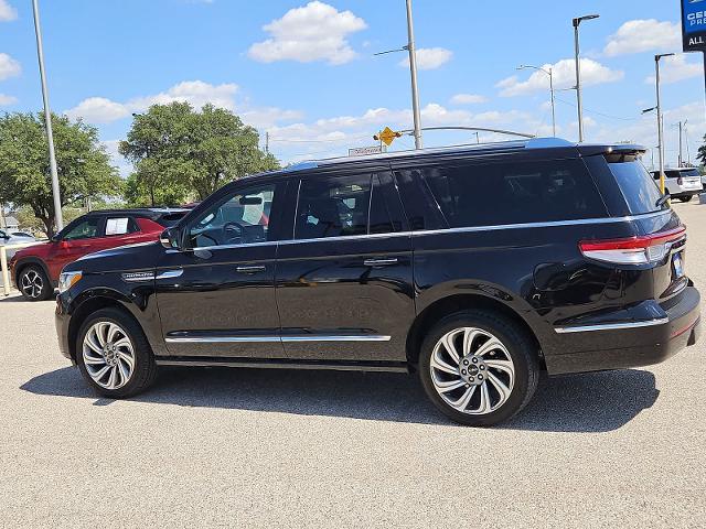 2022 Lincoln Navigator L Vehicle Photo in SAN ANGELO, TX 76903-5798