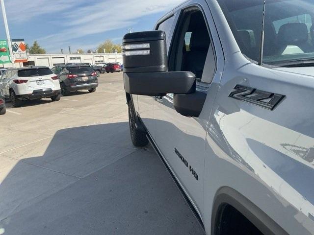 2024 Chevrolet Silverado 2500 HD Vehicle Photo in ENGLEWOOD, CO 80113-6708