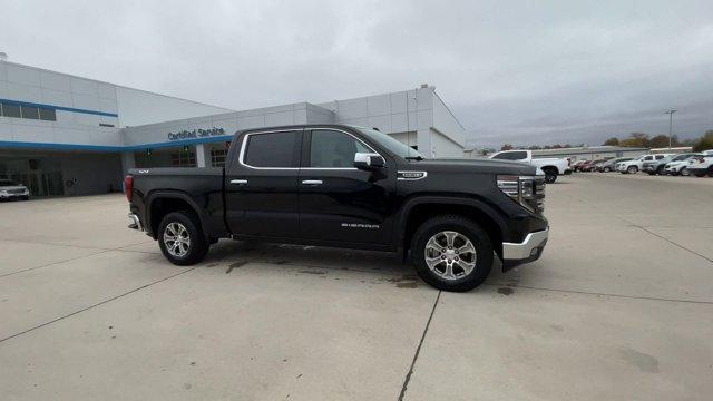 Used 2022 GMC Sierra 1500 SLT with VIN 3GTUUDEDXNG607499 for sale in Grand Island, NE