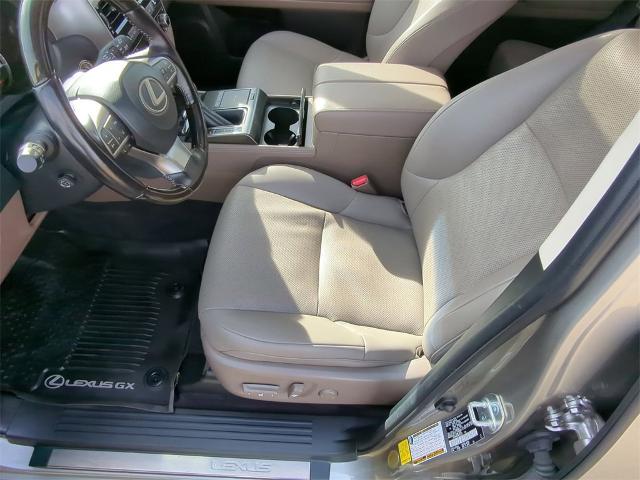 2022 Lexus GX 460 Vehicle Photo in ALBERTVILLE, AL 35950-0246