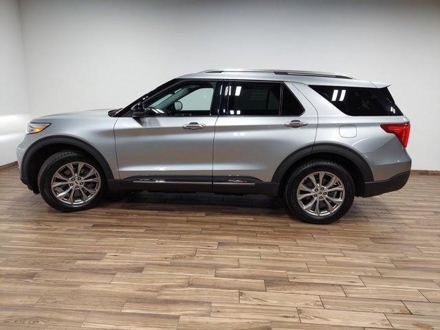 2022 Ford Explorer Vehicle Photo in SAUK CITY, WI 53583-1301