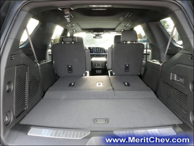 2025 Chevrolet Tahoe Vehicle Photo in MAPLEWOOD, MN 55119-4794