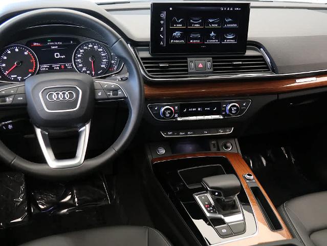 2022 Audi Q5 Vehicle Photo in LIBERTYVILLE, IL 60048-3287