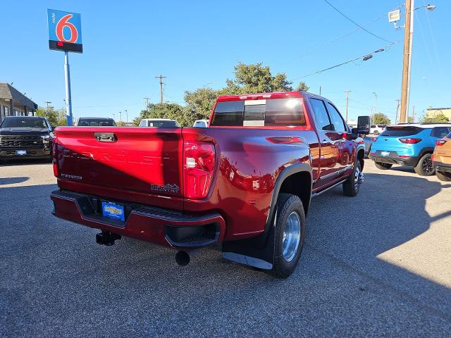 2025 Chevrolet Silverado 3500 HD Vehicle Photo in SAN ANGELO, TX 76903-5798