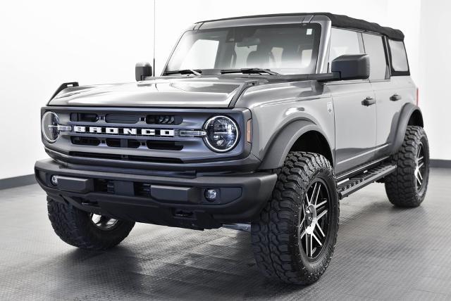 2022 Ford Bronco Vehicle Photo in Akron, OH 44312