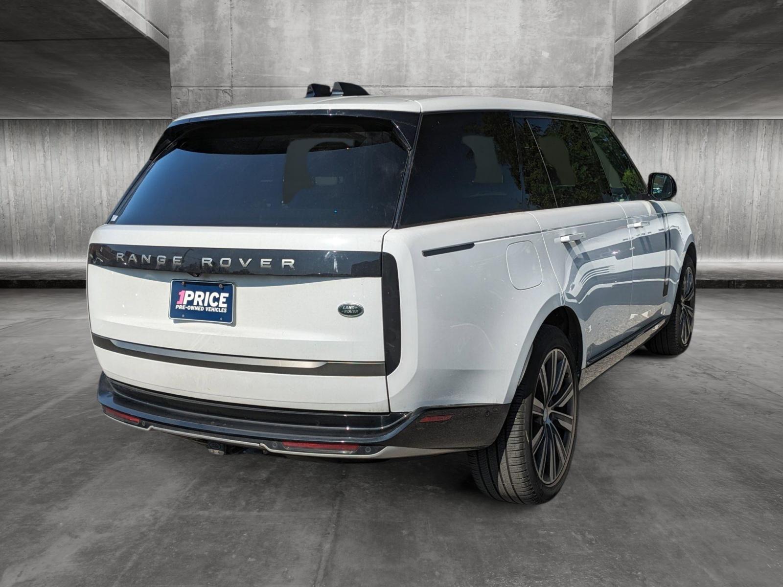 2023 Land Rover Range Rover Vehicle Photo in Bethesda, MD 20852