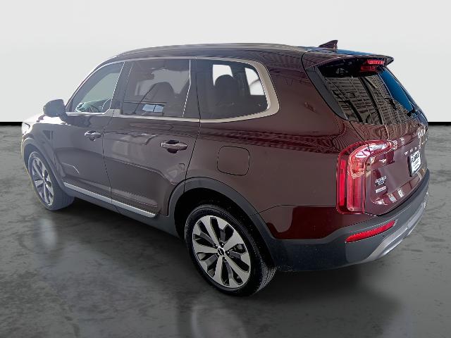 2022 Kia Telluride Vehicle Photo in WENTZVILLE, MO 63385-1017