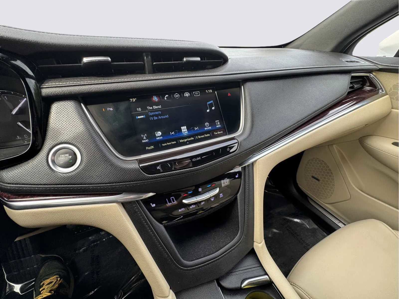 2019 Cadillac XT5 Vehicle Photo in LEOMINSTER, MA 01453-2952