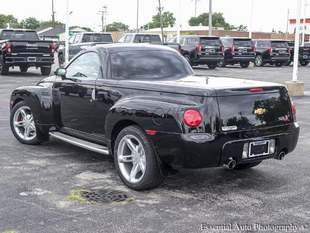 2004 Chevrolet SSR Vehicle Photo in OAK LAWN, IL 60453-2517