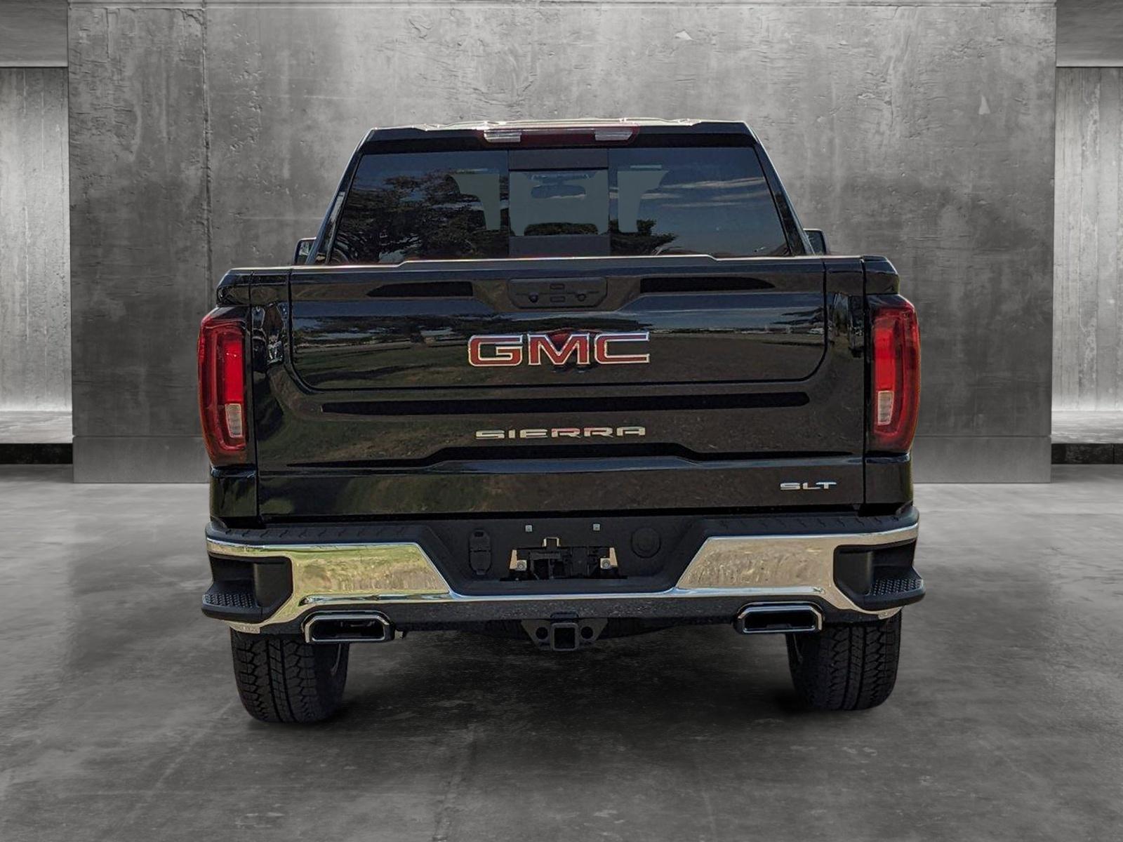 2024 GMC Sierra 1500 Vehicle Photo in GOLDEN, CO 80401-3850