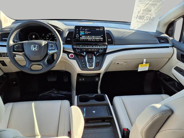 2025 Honda Odyssey Vehicle Photo in Oshkosh, WI 54904