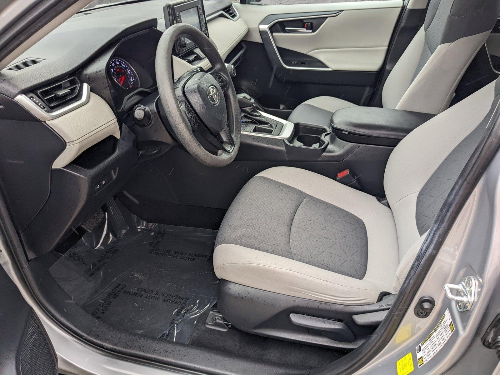 2019 Toyota RAV4 Vehicle Photo in Davie, FL 33331