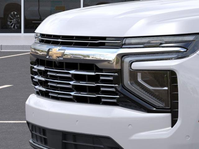 2025 Chevrolet Suburban Vehicle Photo in PEORIA, AZ 85382-3715