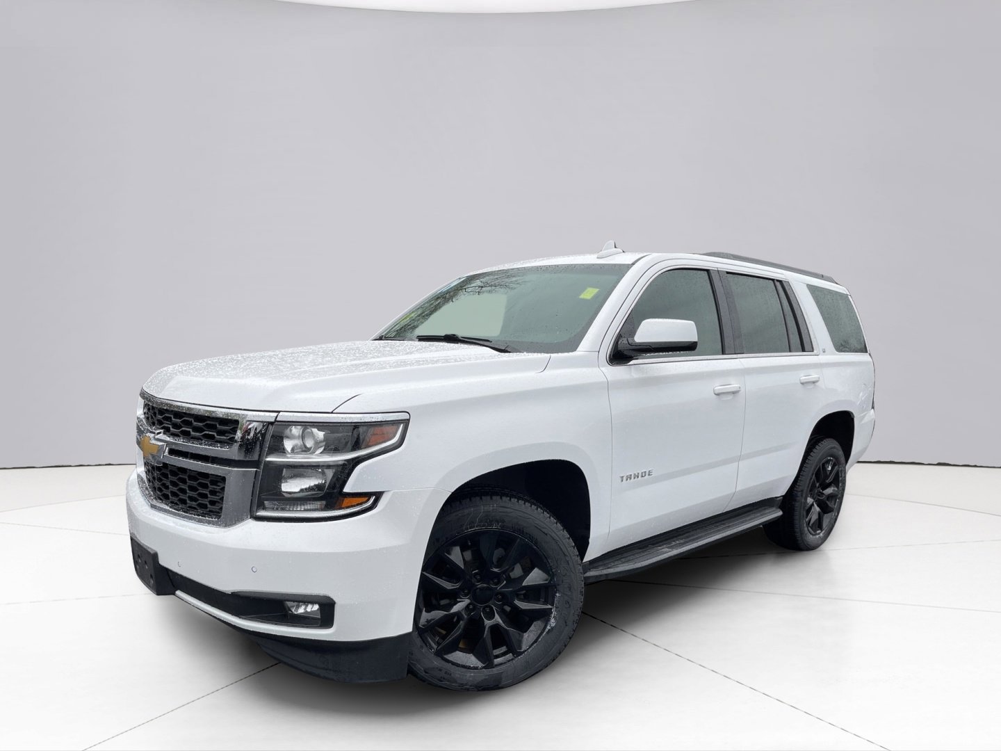 2019 Chevrolet Tahoe Vehicle Photo in LEOMINSTER, MA 01453-2952