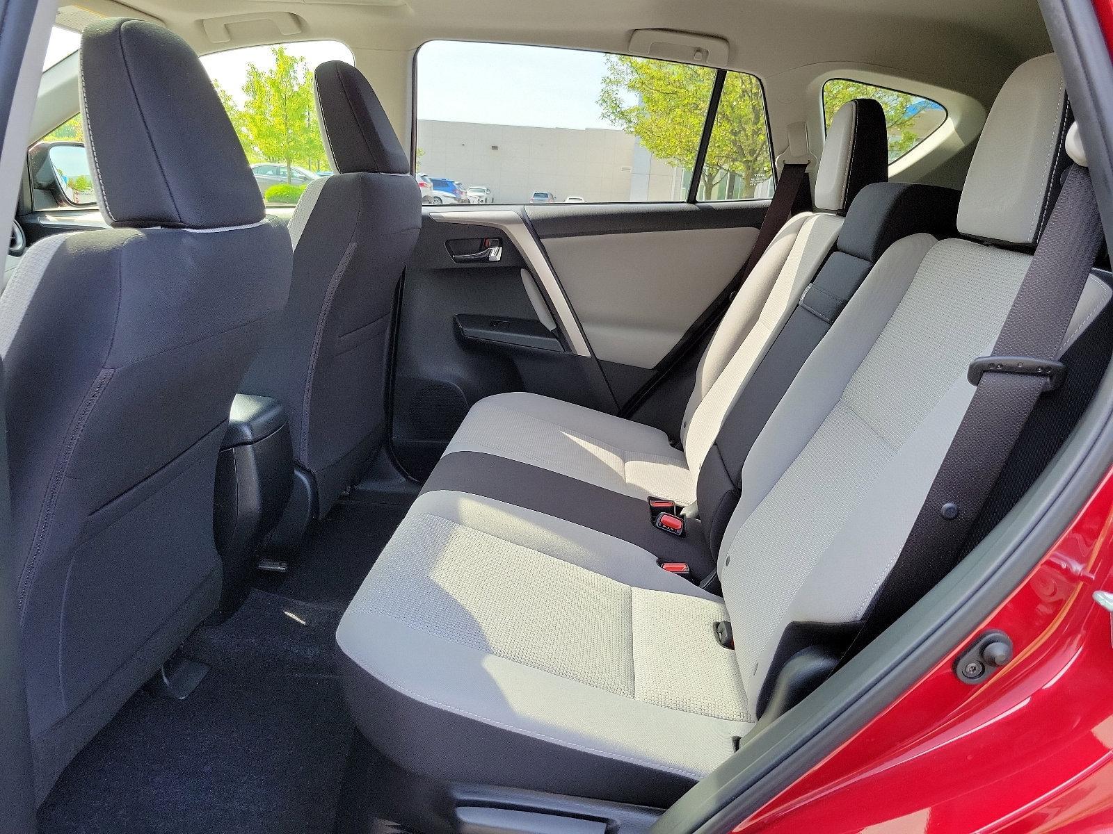 2018 Toyota RAV4 Vehicle Photo in Muncy, PA 17756