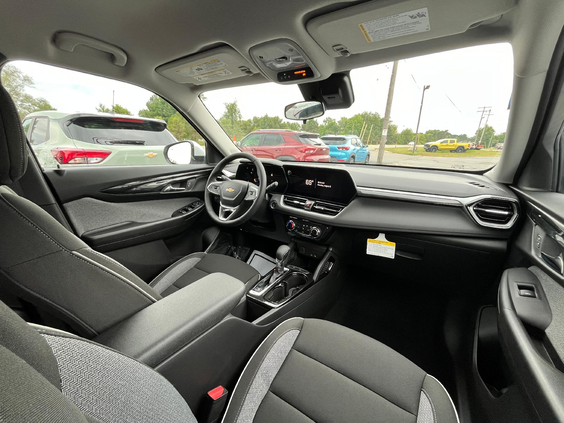 2024 Chevrolet Trailblazer Vehicle Photo in CLARE, MI 48617-9414