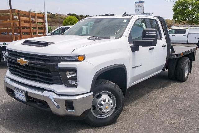 2024 Chevrolet Silverado 3500 HD Vehicle Photo in VENTURA, CA 93003-8585