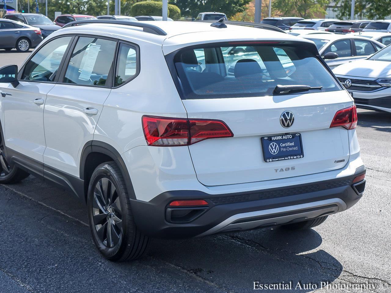 2022 Volkswagen Taos Vehicle Photo in Saint Charles, IL 60174