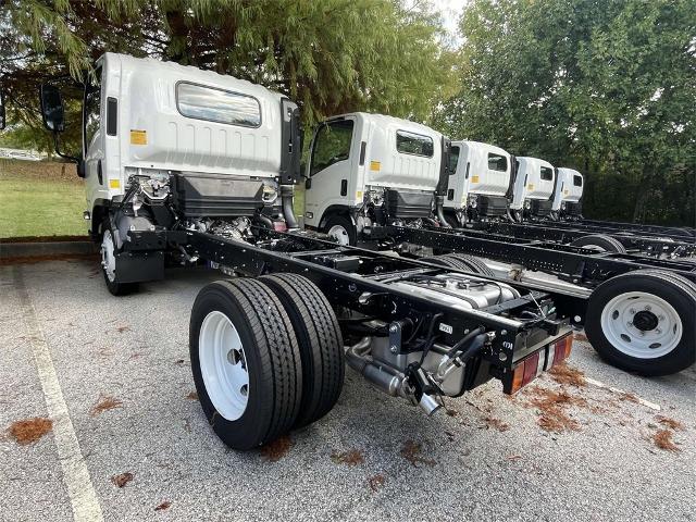 2025 Chevrolet Low Cab Forward 4500 Vehicle Photo in ALCOA, TN 37701-3235