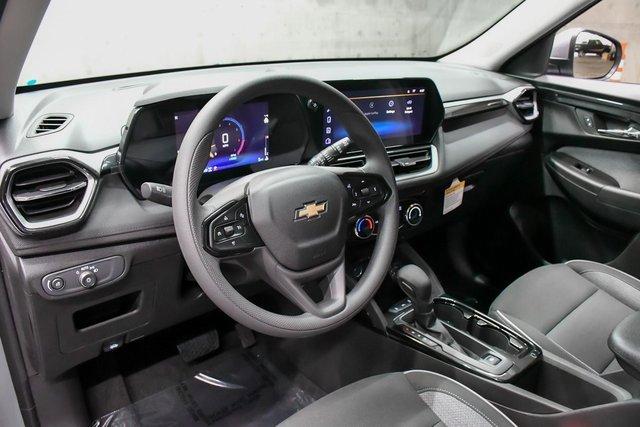 2025 Chevrolet Trailblazer Vehicle Photo in EVERETT, WA 98203-5662