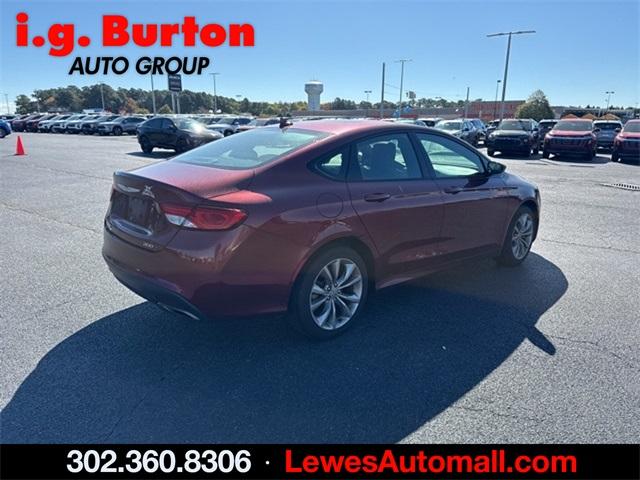 2015 Chrysler 200 Vehicle Photo in LEWES, DE 19958-4935